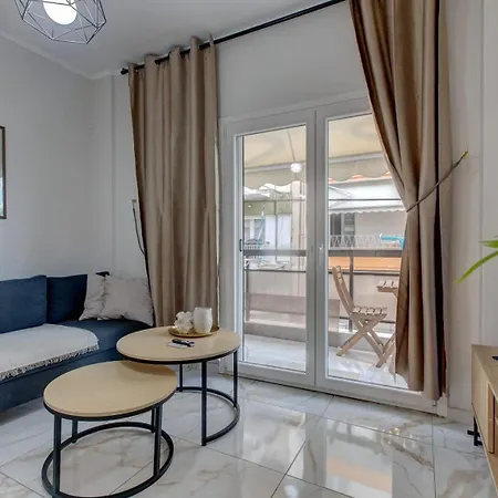 Bright New 1 Bd With Balcony In Thessaloníki