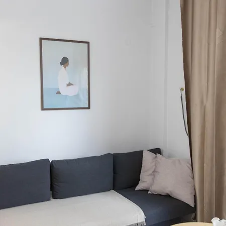 Appartement Bright New 1 Bd With Balcony In